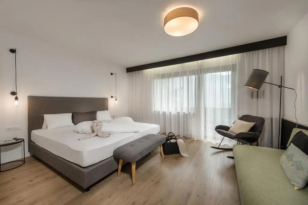 Standard Double room (full double bed)