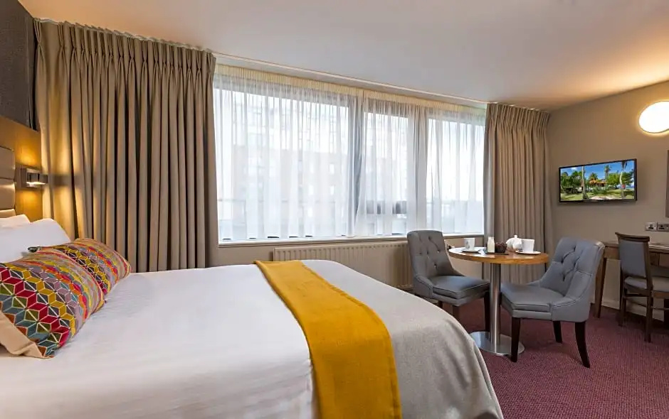 Standard room with river view
