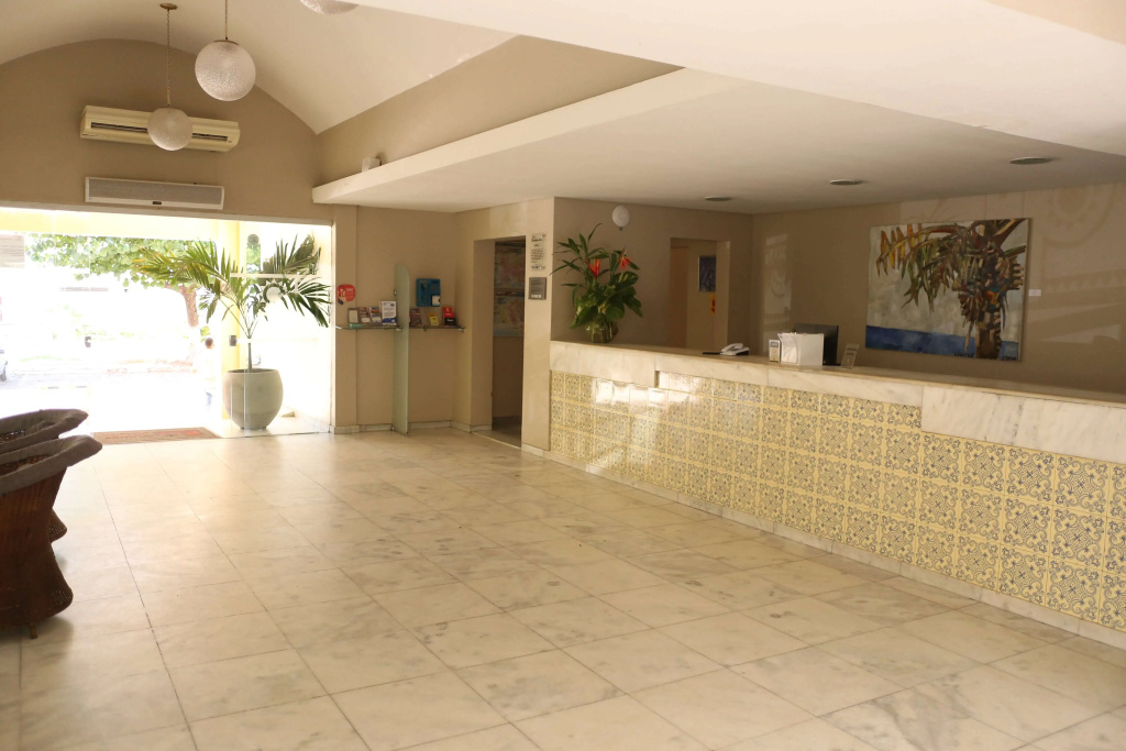 Lobby & Reception