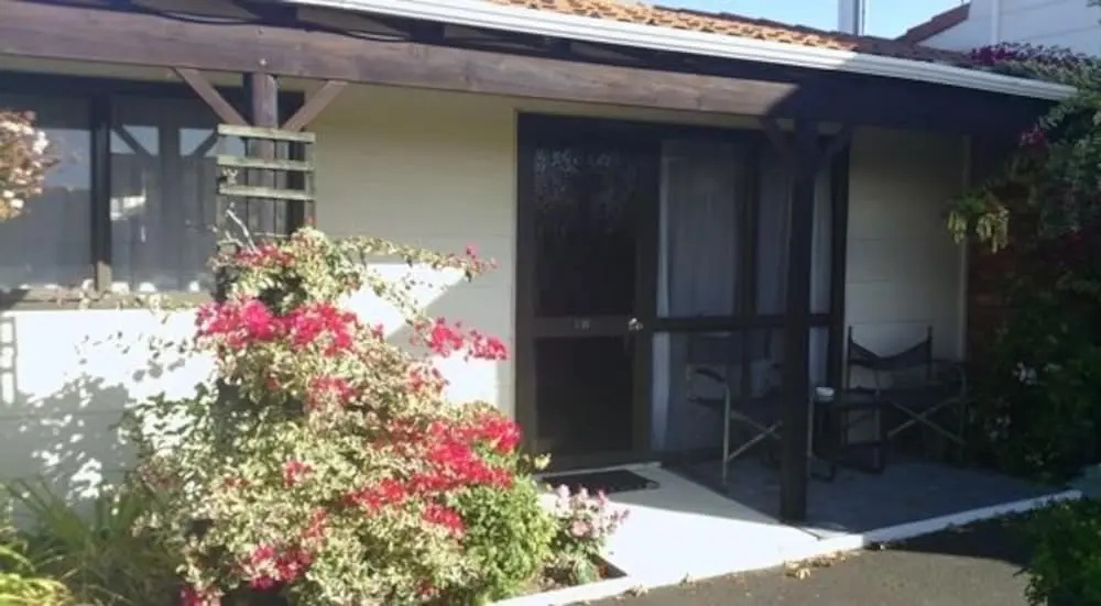Gibson Court Motel