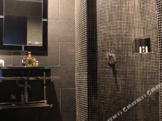 Love Inn Boutique Hotel