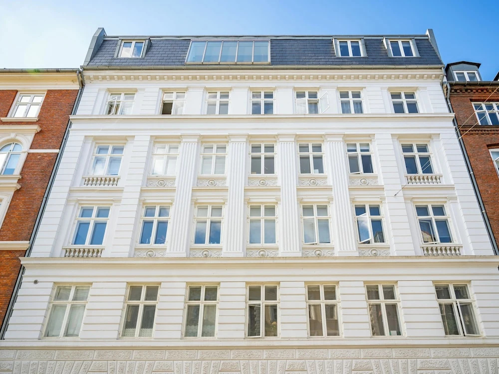Shield 3 - 3 Bedroom Apartment With Balcony in Central Copenhagen