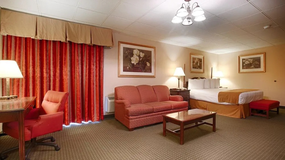 Lobby & Reception