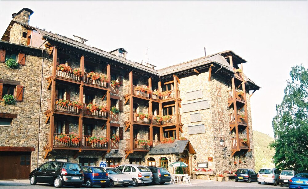 Hotel del Tarter image