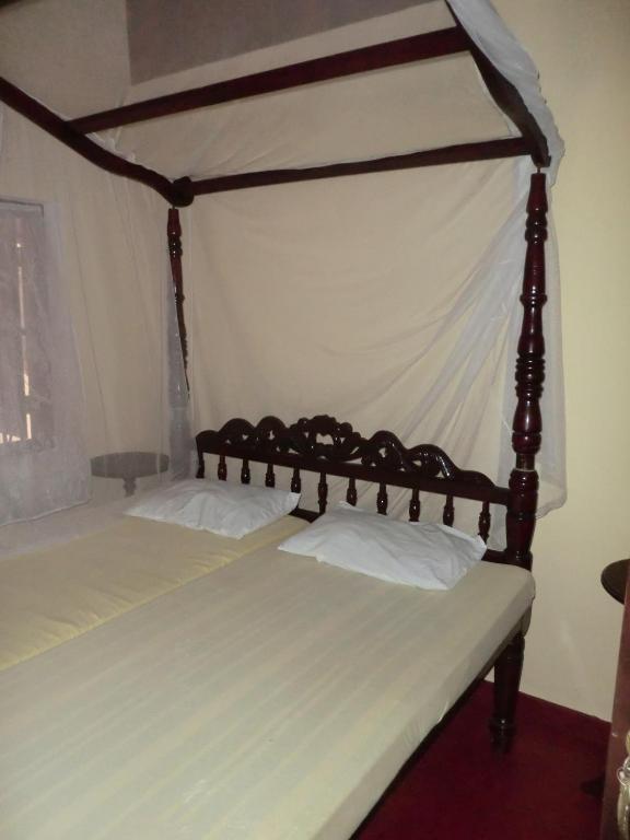 Top Of The Hill Guesthouse
