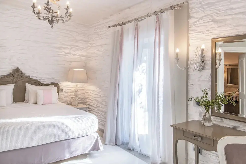 2 Room with Private Pool Suite