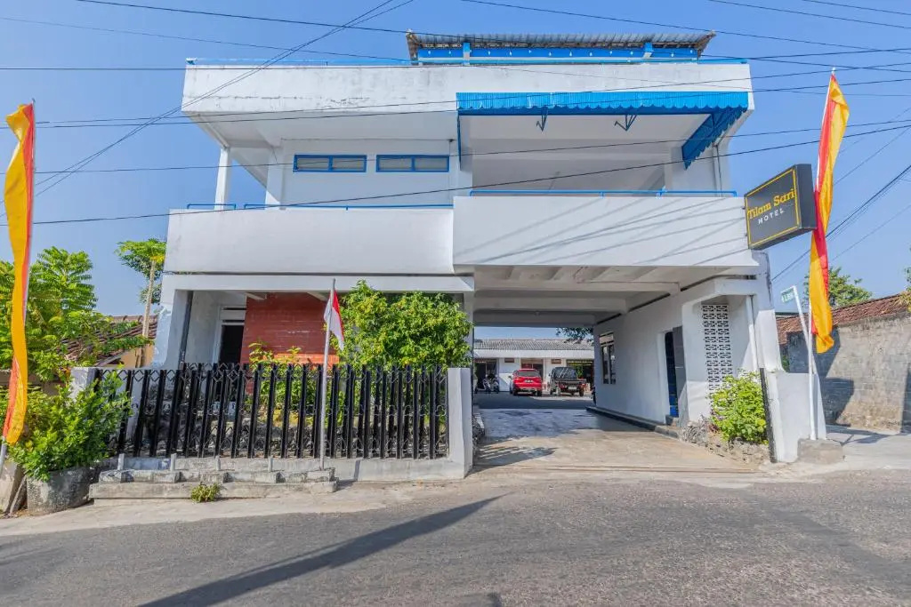 Tilamsari Hotel