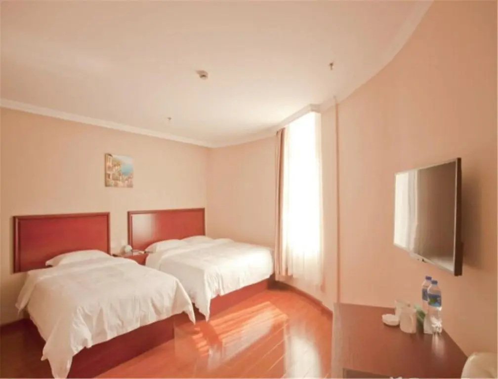 GreenTree Inn Liaoning Dalian Railway Station South Shengli Square Express Hotel - Chambres