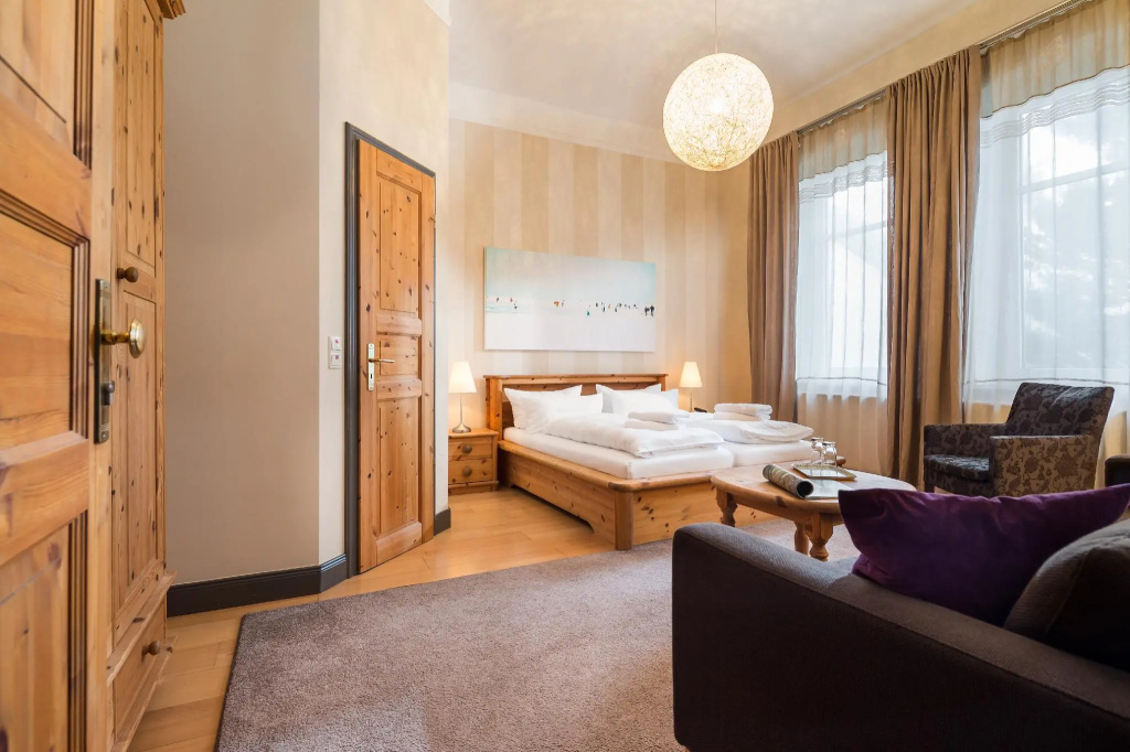 Standard Double room (full double bed)