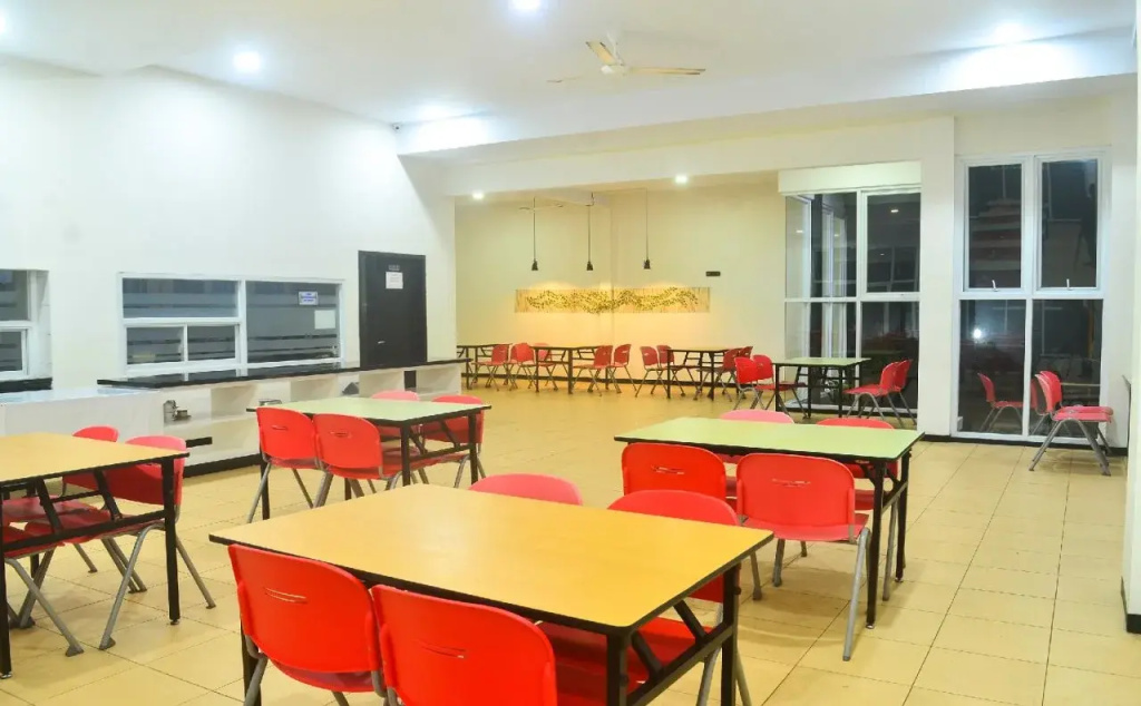 Hotel Grand Pacific by OYO Rooms - фото 27