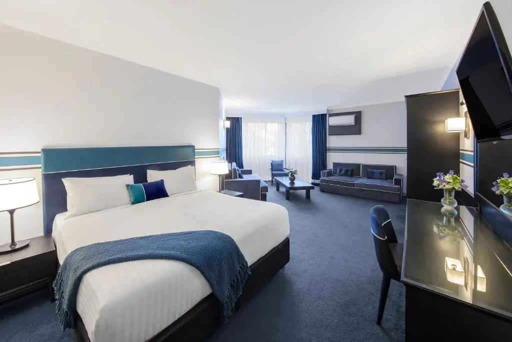 Ramada by Wyndham Diplomat Canberra - Chambres
