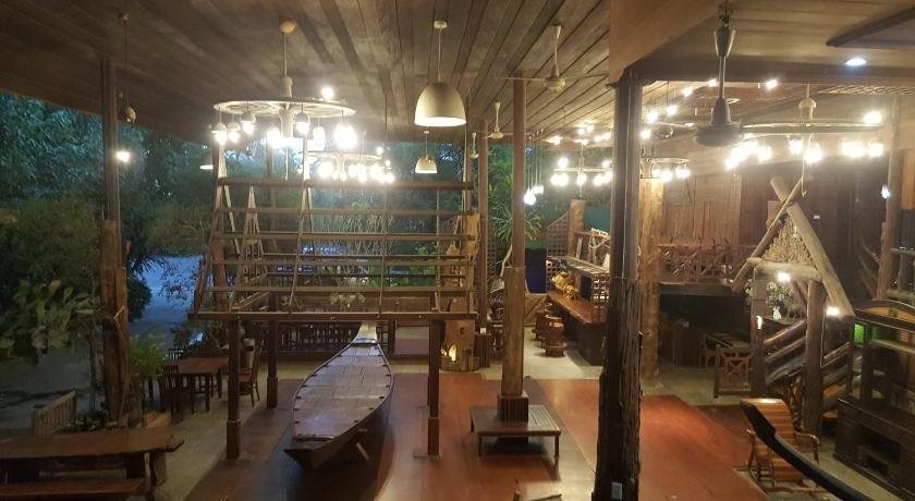 Ruean Mai Chai Khlong - Général