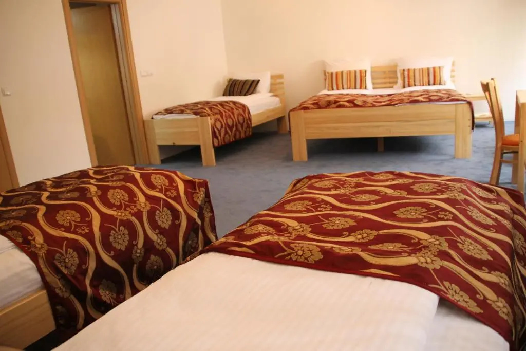 Standard Quintuple room