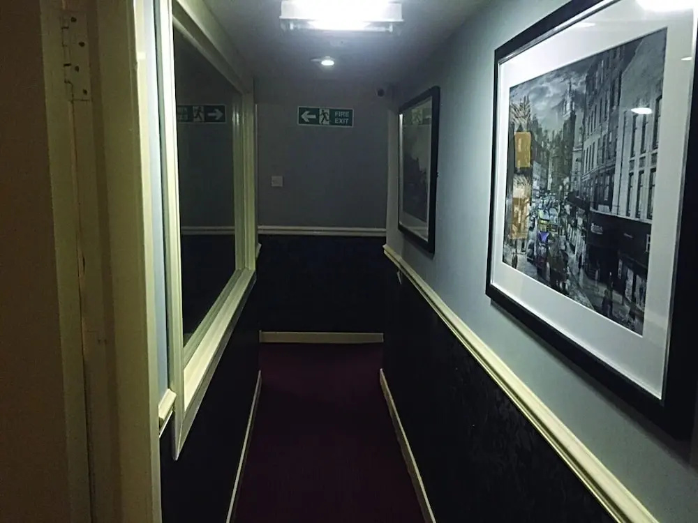 Hotel photo 12