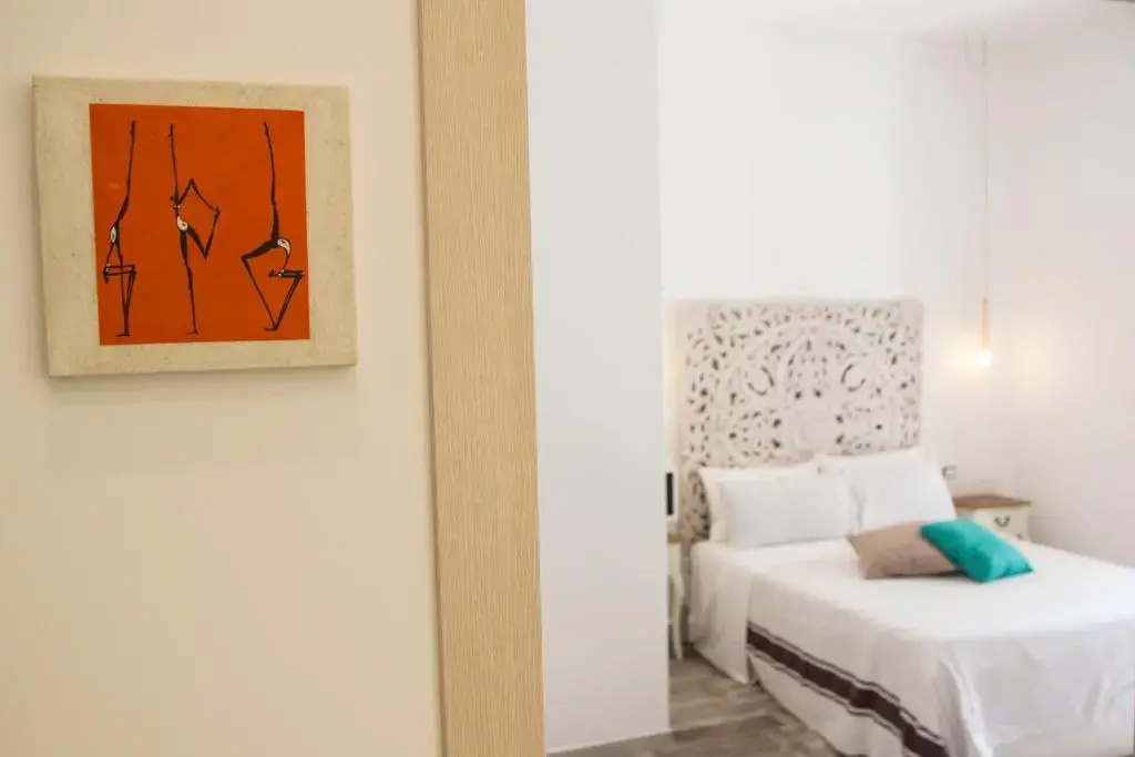 Deluxe Double room with balcony (full double bed)