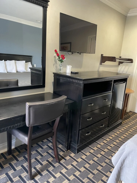 Villa Inn & Suites — фото