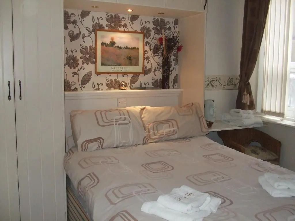 Standard Triple Family room