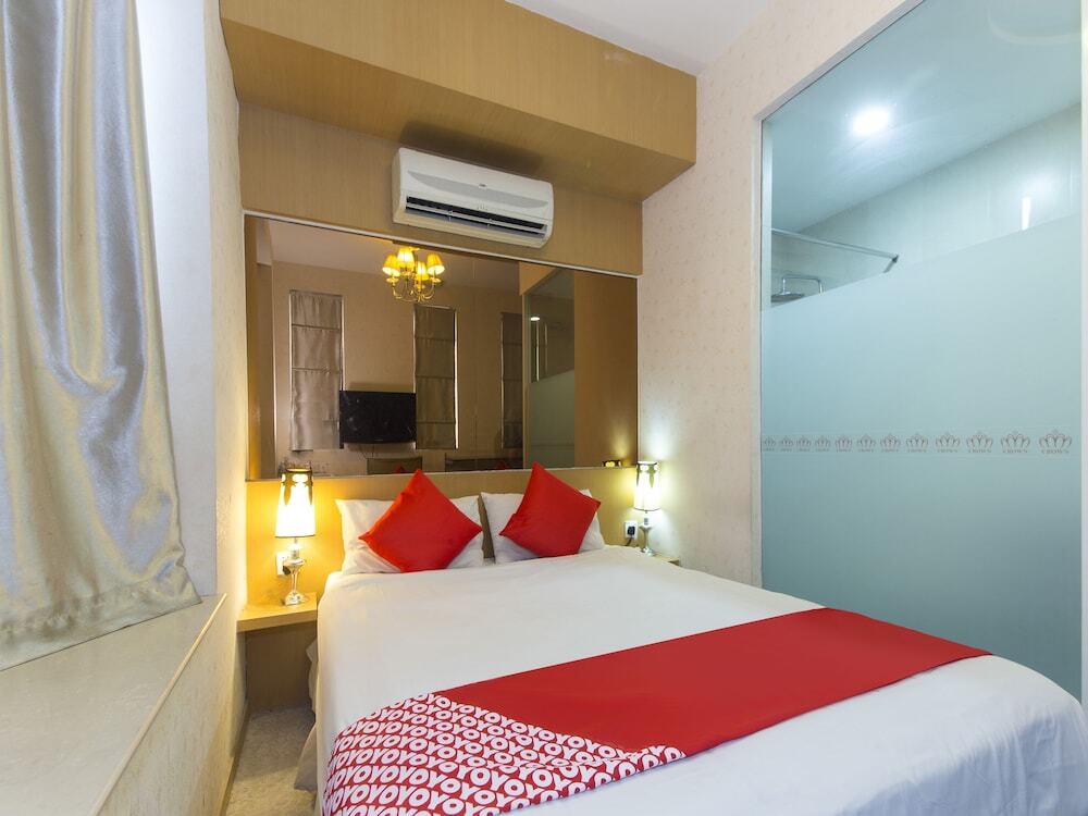 The Crown Borneo Hotel