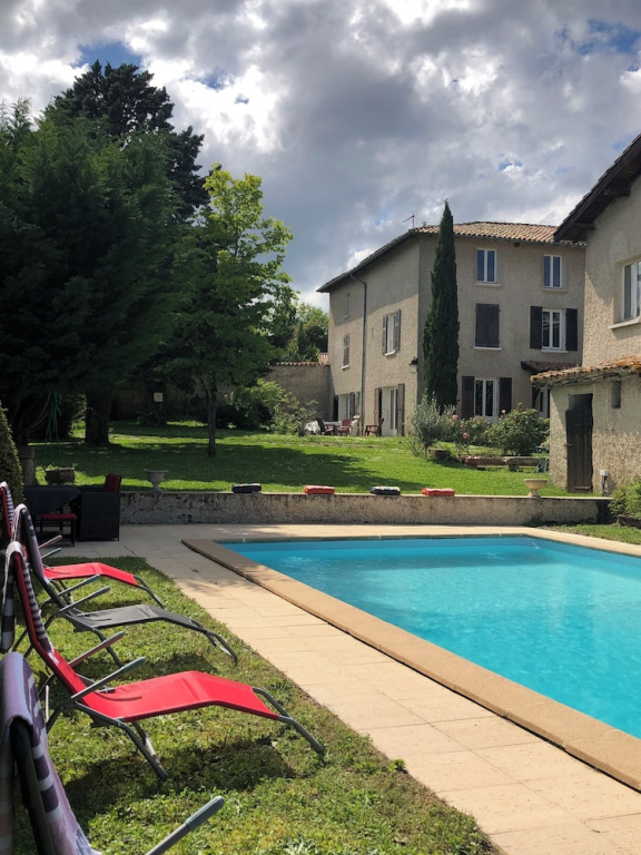 Voir la photo 1 — Les Loges De Bacchus