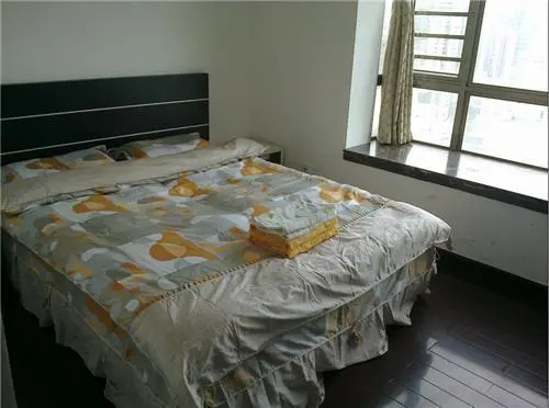 Leju 68 Aparthotel - Shenzhen Luohu KK100 Branch
