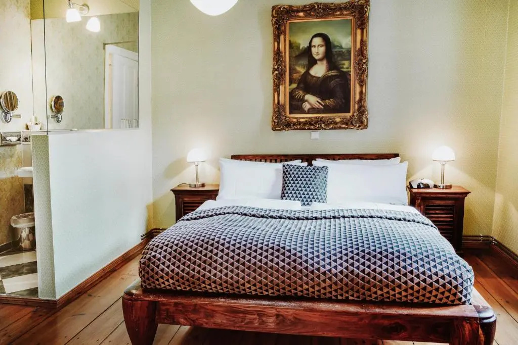 Standard Double room (full double bed)