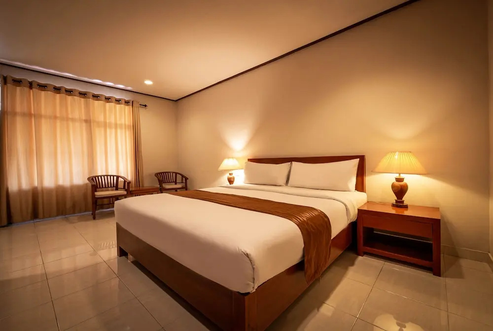 Deluxe Double room with garden view (full double bed)