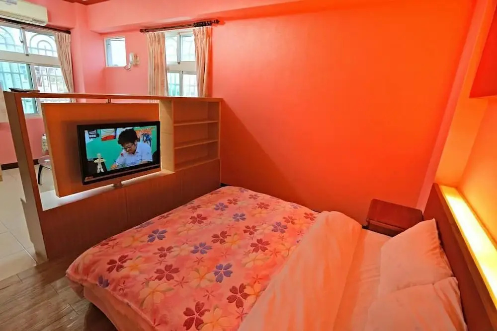 Standard Double room (full double bed)