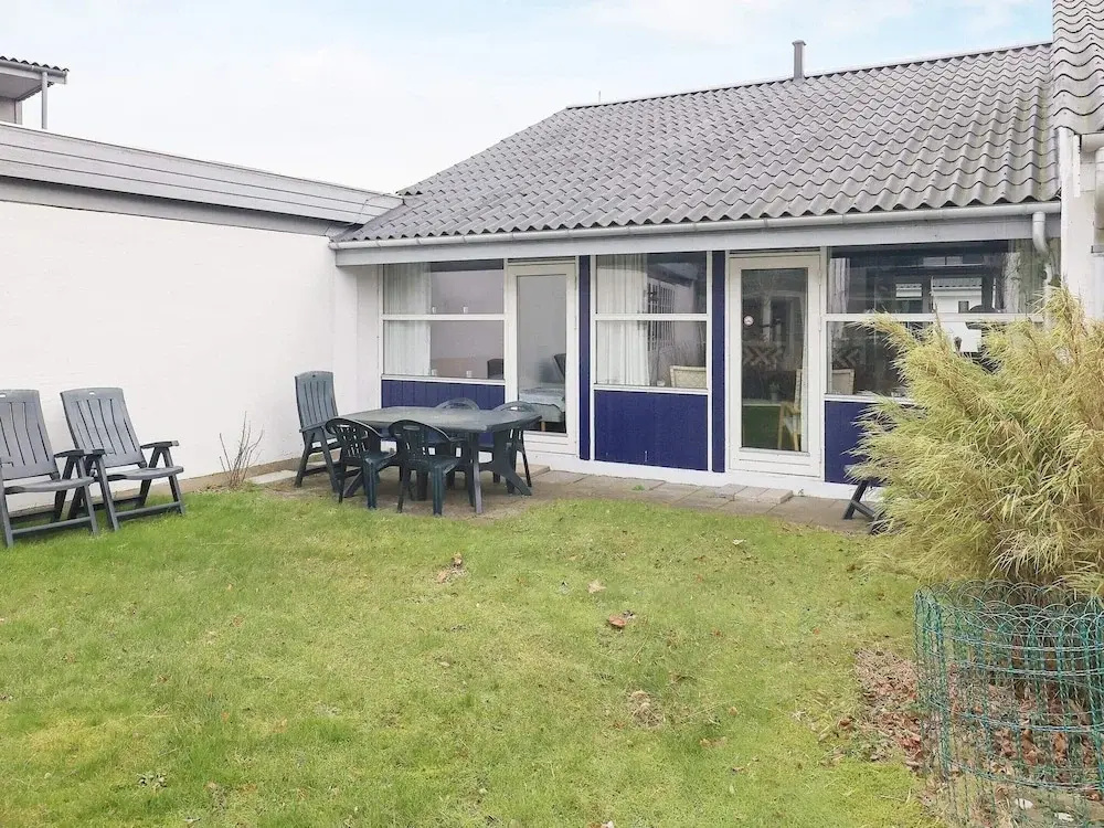 4 Person Holiday Home in Vaeggerlose