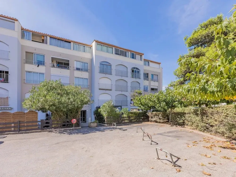 Voir la photo 1 — Cosy Apartment Near Sandy Beach