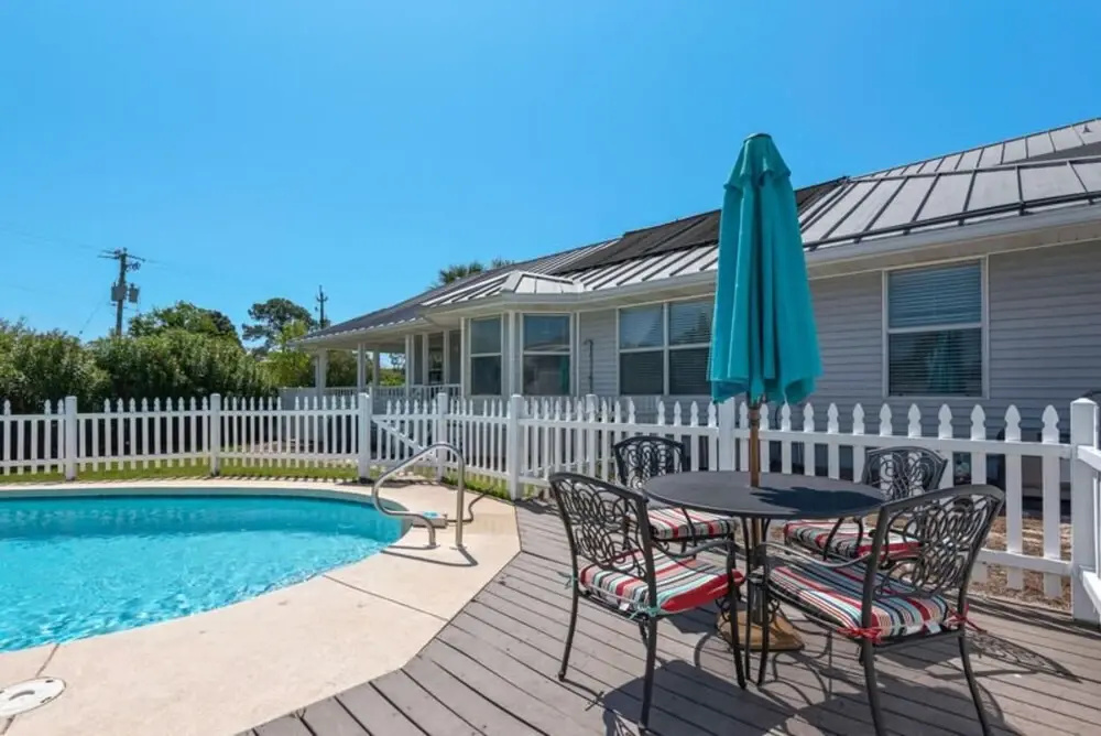 Pineapple Cabana by Bliss Beach Rentals