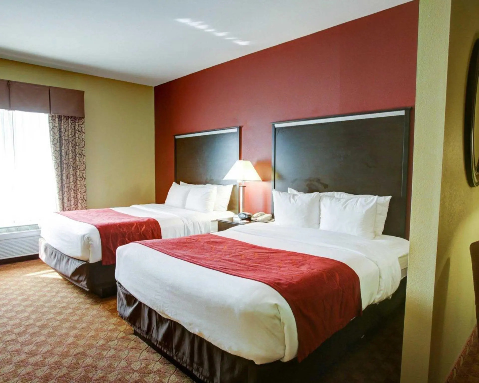 Double Suite (full double bed)