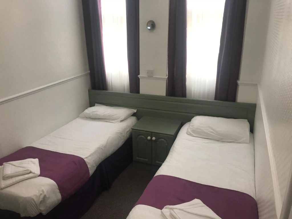 Standard Double room (twin beds)