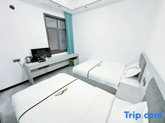 Economy Double room (twin beds)