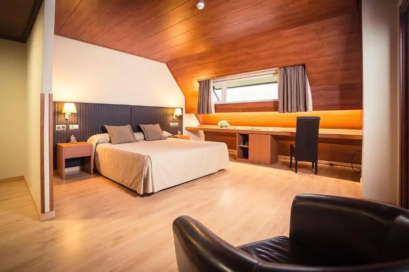 Iberik Hotel Balneari Rocallaura - Chambres