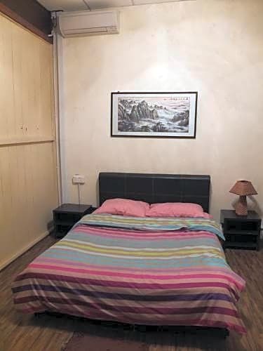 Muntri House