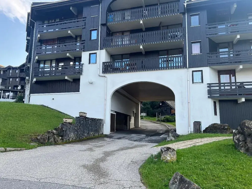 Apartment in Morillon Near Ski Slopes & Beach