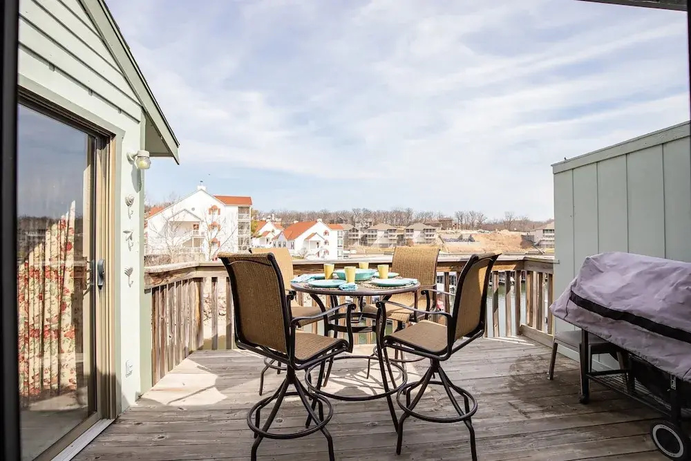 Amazing Lakefront Pool On Coveted Horseshoe Bend!