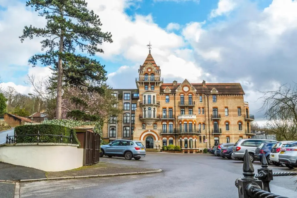 The Petersham - 3