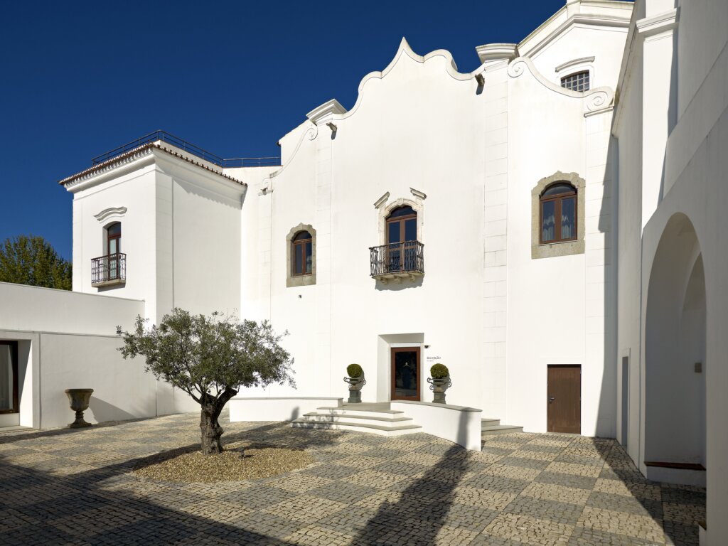 Convento do Espinheiro, Historic Hotel & Spa picture