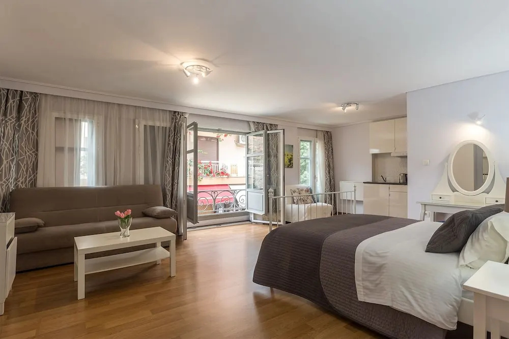 Executive Apartment with balcony