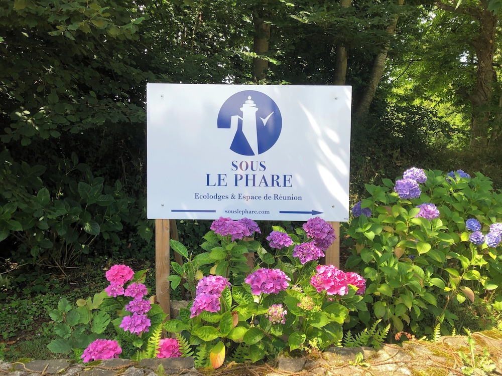 Voir la photo 3 — Sous Le Phare