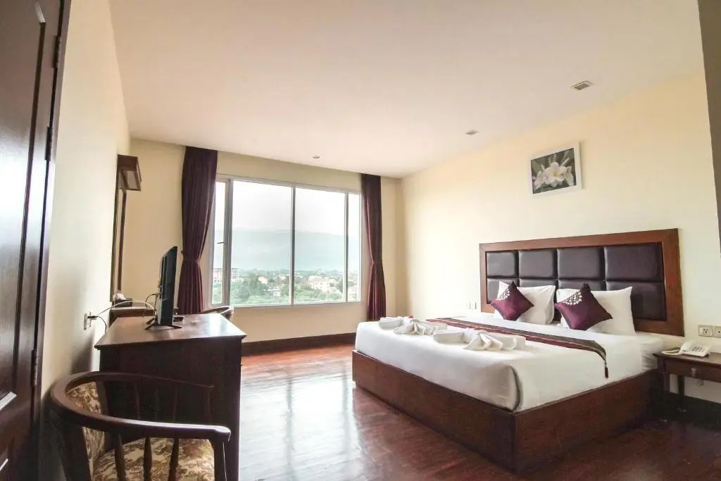 Superior Double room (full double bed)