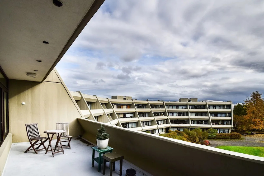 Apartment FL8