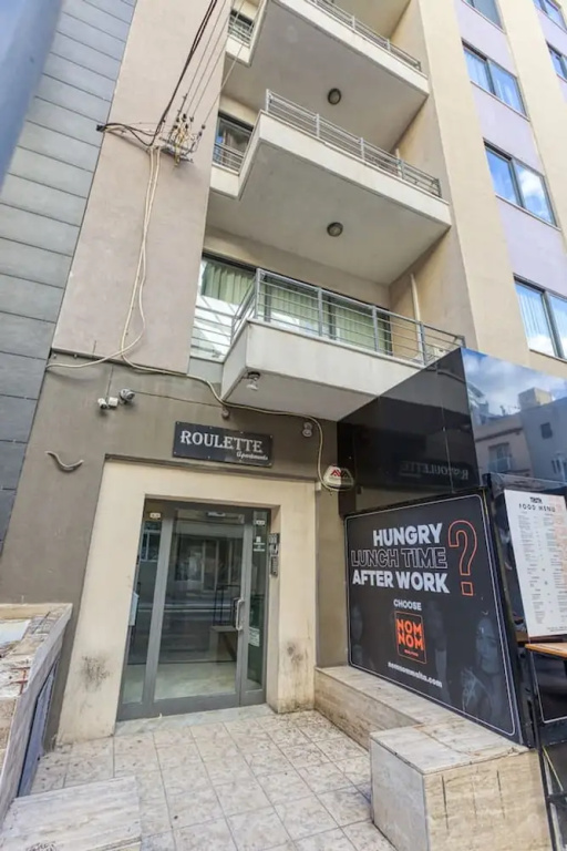 Central Paceville Apartment Nightlife Beach