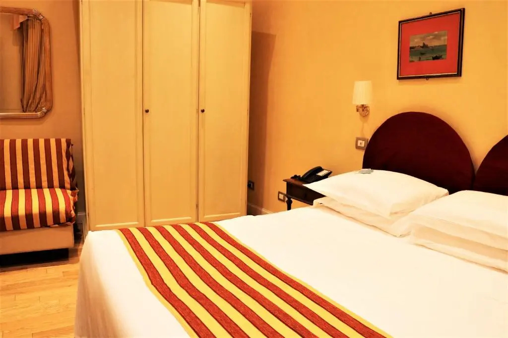 Hotel Firenze E Continentale - Chambres