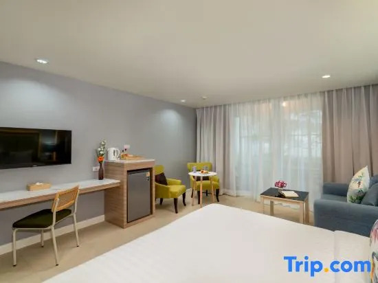 Номер Premier рядом с пляжем в The Briza Beach Resort Khaolak