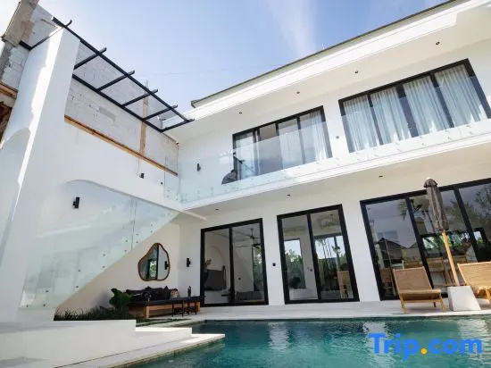 Modern Luxury Villa with Pool 400m to Beach