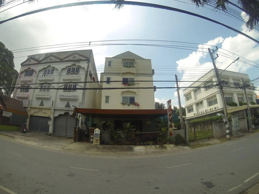 Oyo 304 Seven Suns Residence