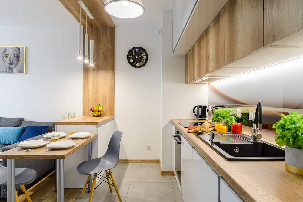 Lumina stylish 3-room apart with balcony - фото 17