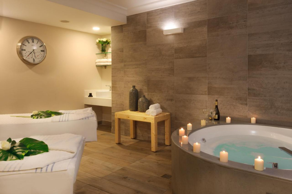 Hotel photo 44